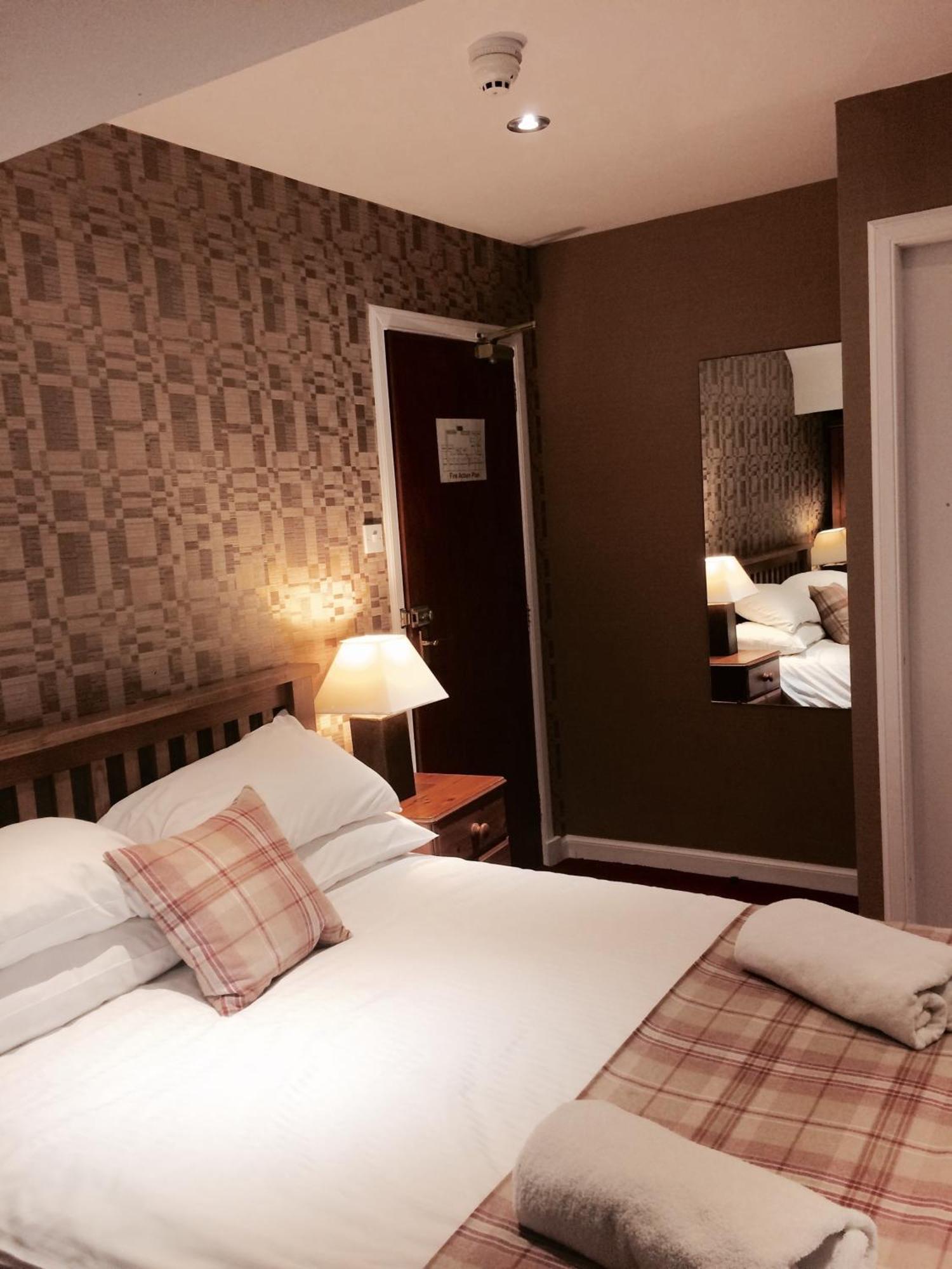 The Panmure Arms Hotel Edzell エクステリア 写真